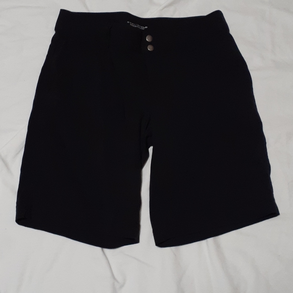 Columbia omni-shield hiking/outdoor shorts sz 6